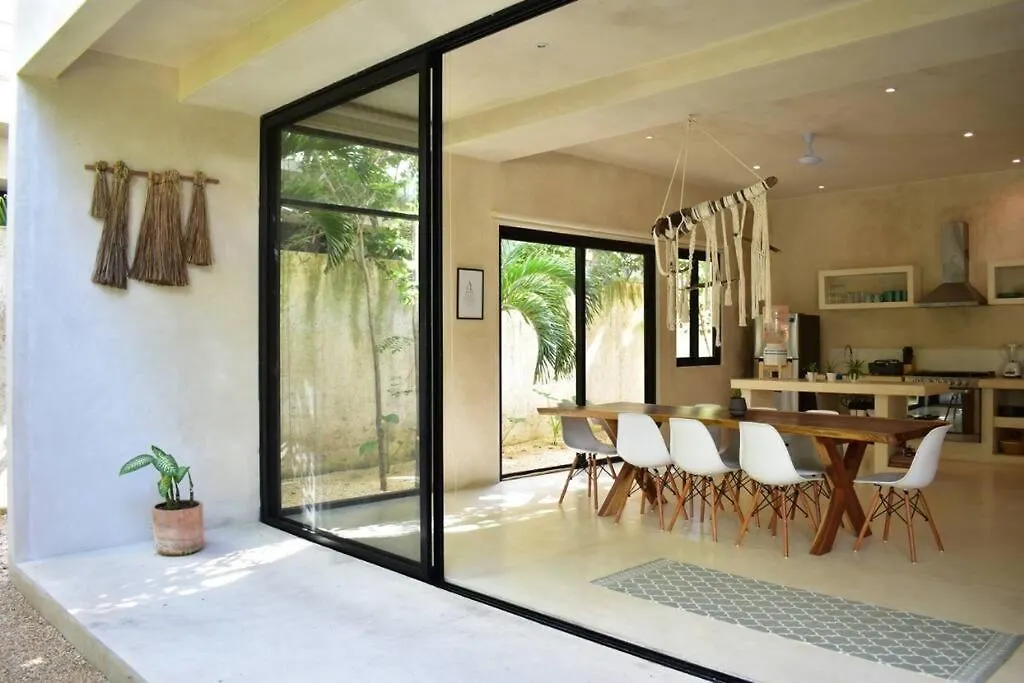 툴룸 Chic-Modern Apt W/Pool, Garden, Parking & 3 Bikes 아파트